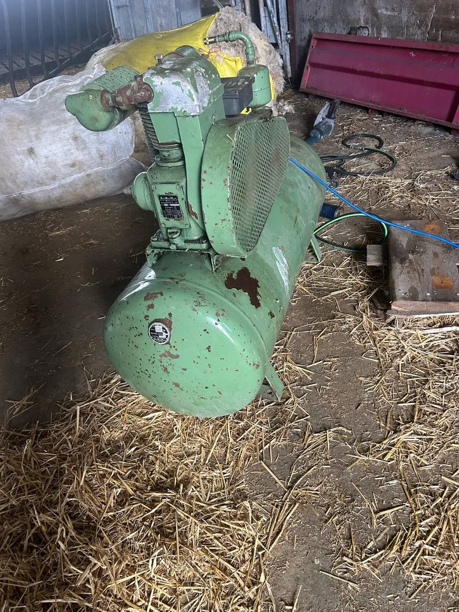Compressor 250 - Image 1