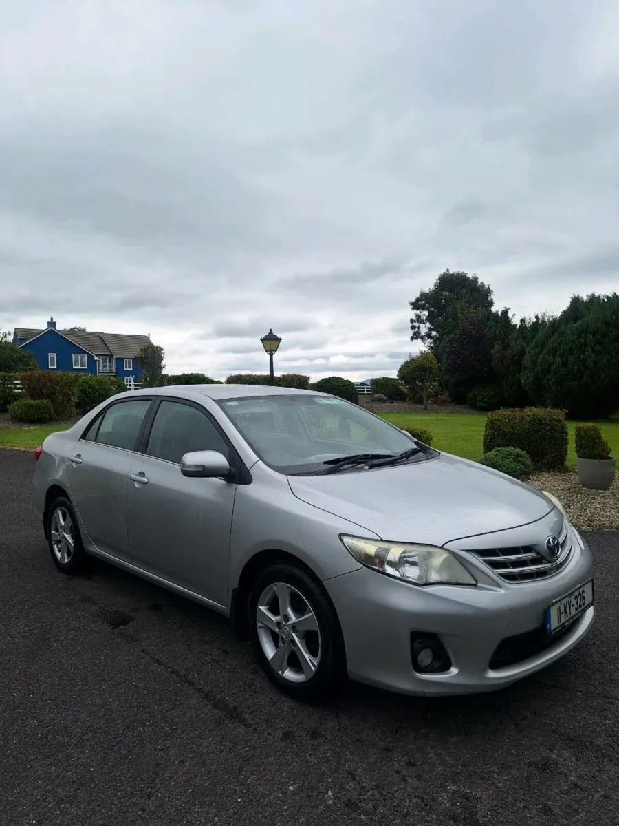 Toyota corolla - Image 1