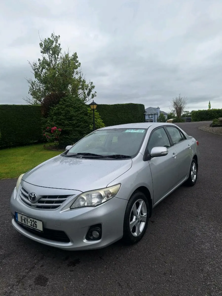 Toyota corolla - Image 2