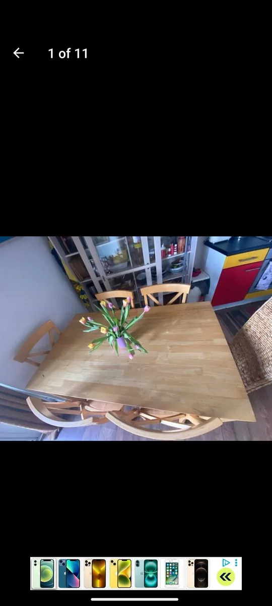 Solid pine kitchen table and chairs - Image 1