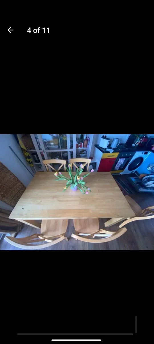 Solid pine kitchen table and chairs - Image 3