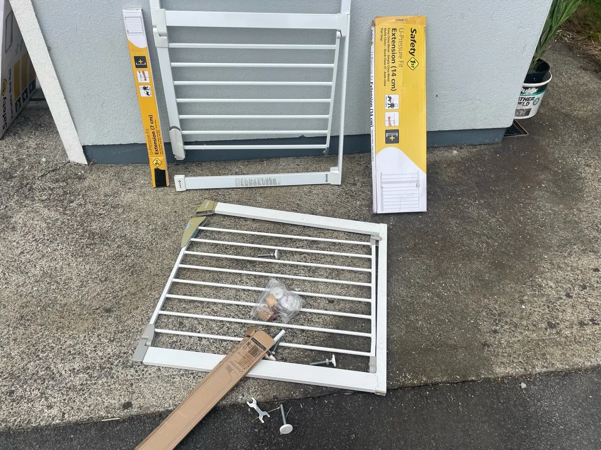 Garage clear out - Image 1