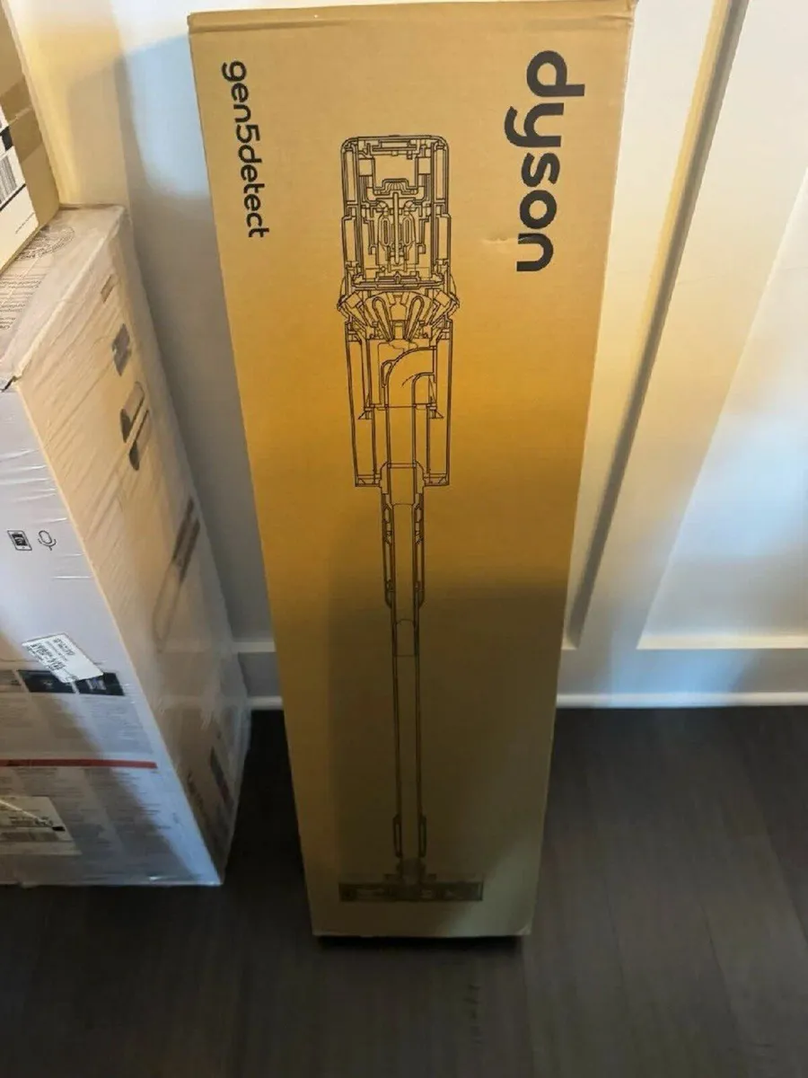 Dyson Gen5 Detect Absolute Cordless Vacuum Cleaner - Image 1