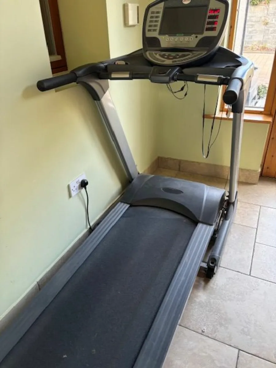 Folding Treadmill - Image 1