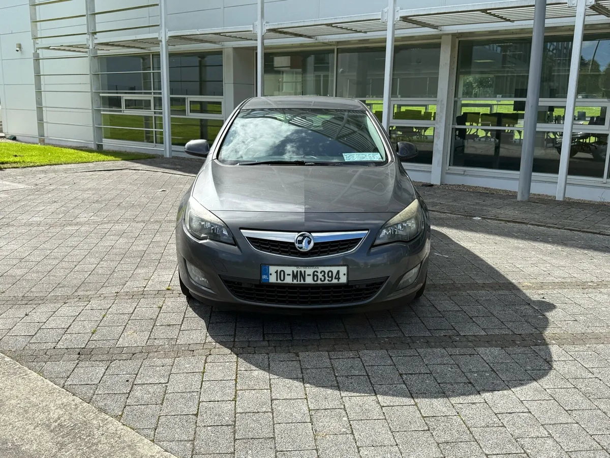 2010 Opel astra 1.7 diesel nct 10/25 - Image 3