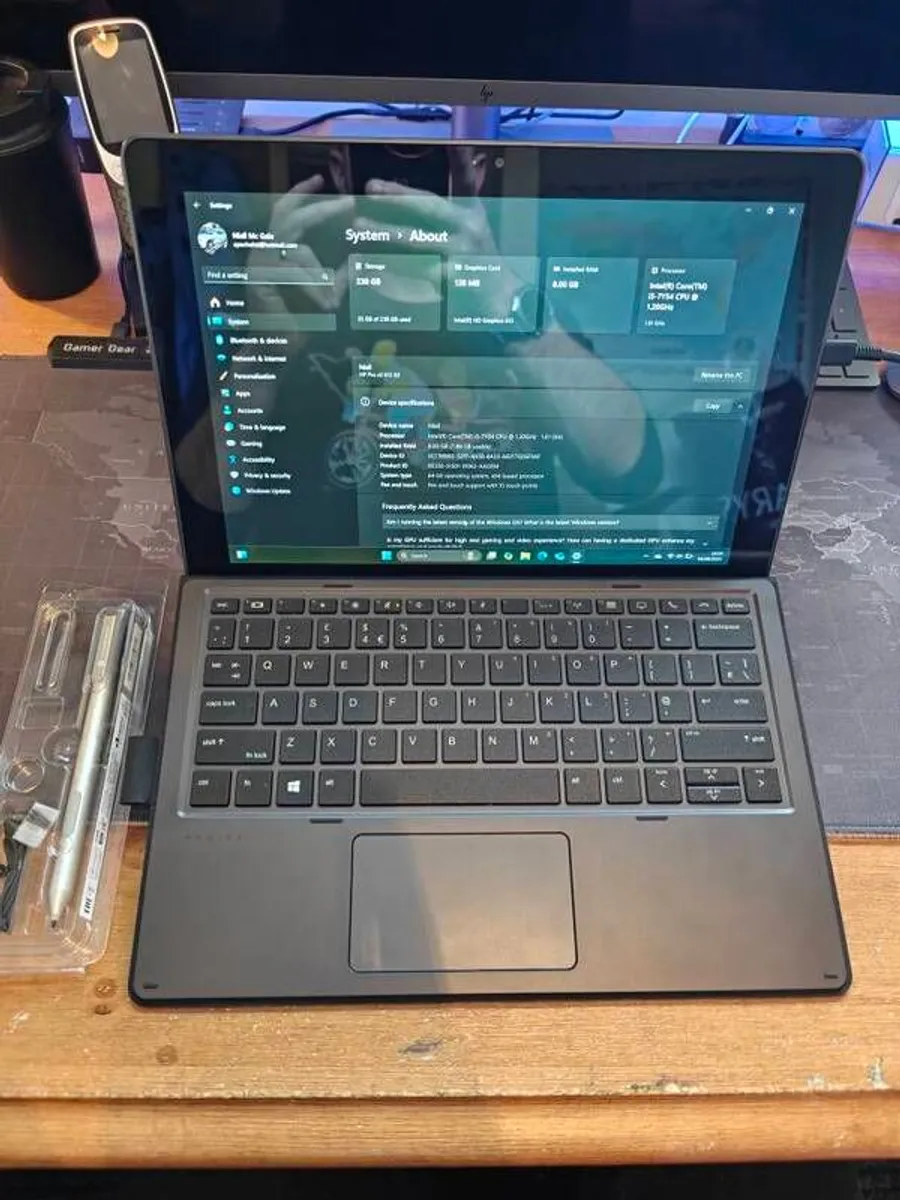 HP Elite X2 Pro Touchscreen Tablet, Win 11 Pro, I5, 8GB, 256GB, Keyboard and Pen - Image 1
