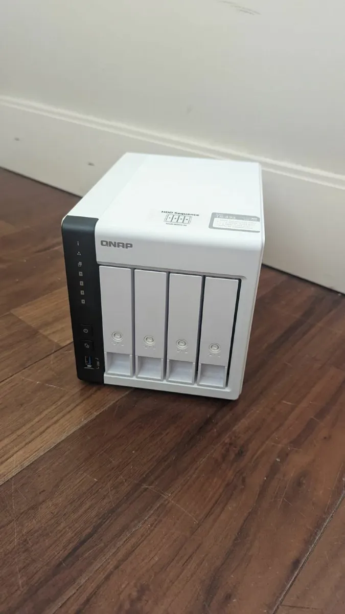 QNAP TS-433 NAS Home Server - Image 4