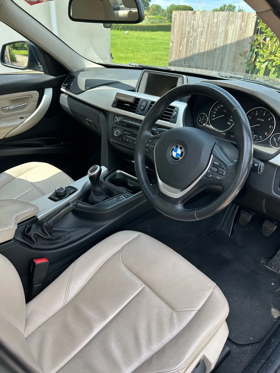 BMW 316d 2014 - Image 4