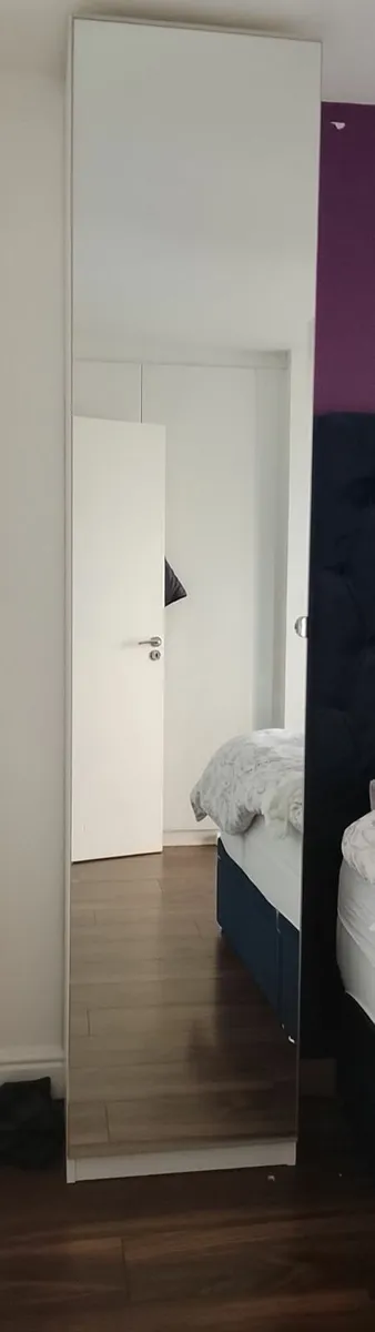 Mirror Wardrobes and TV stand FOR SALE €200 - Image 4