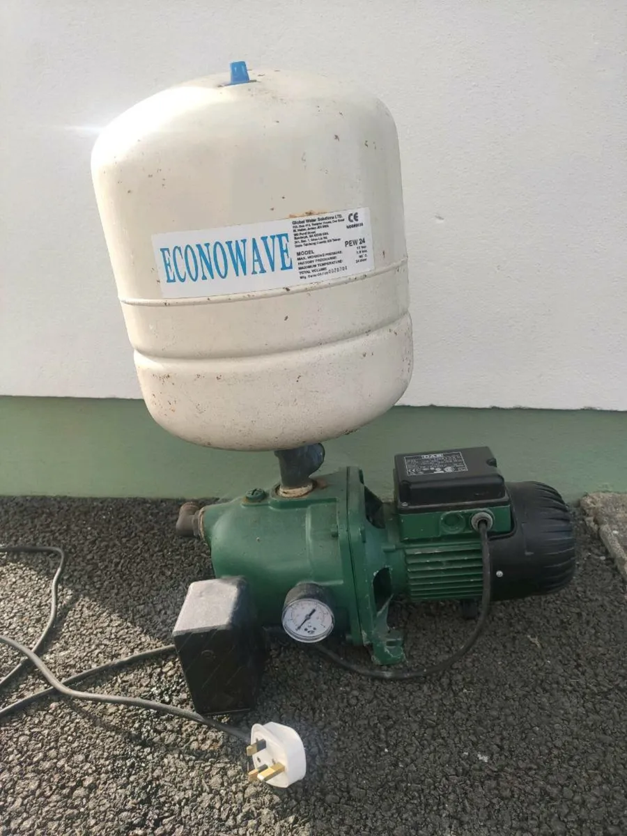 DAB jet 82M water pump with 24L  pressure vessel - Image 1