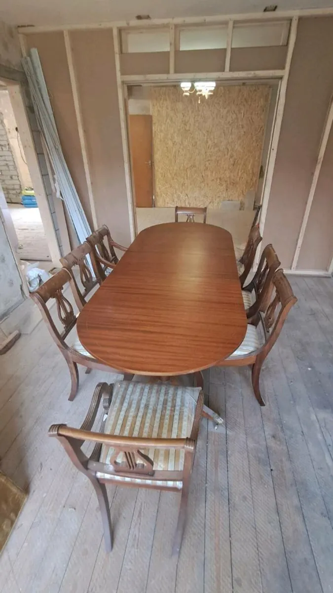 Vintage Dinning Table and 8 Chairs. - Image 2