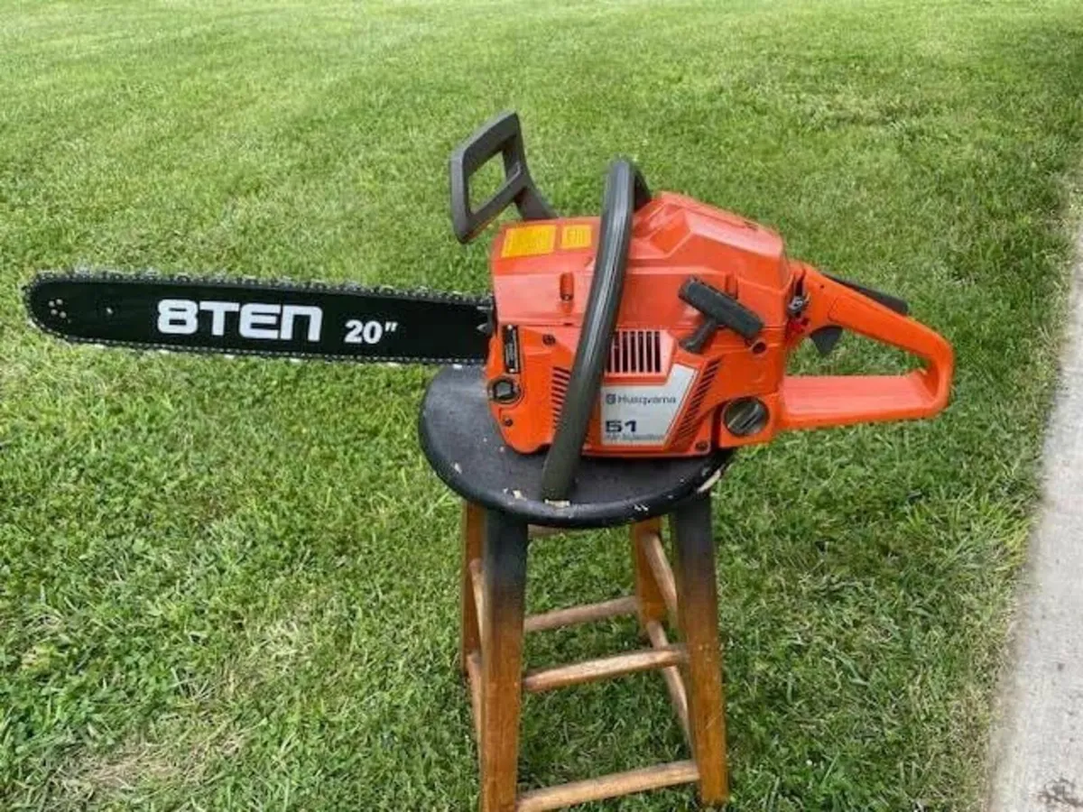 husqvarna 51 chainsaw Read Discription - Image 1