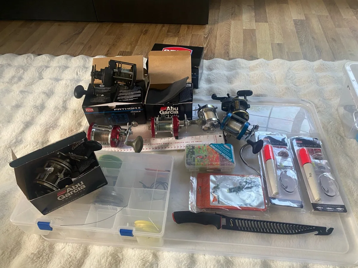 Fishing reels / tackle - Image 1