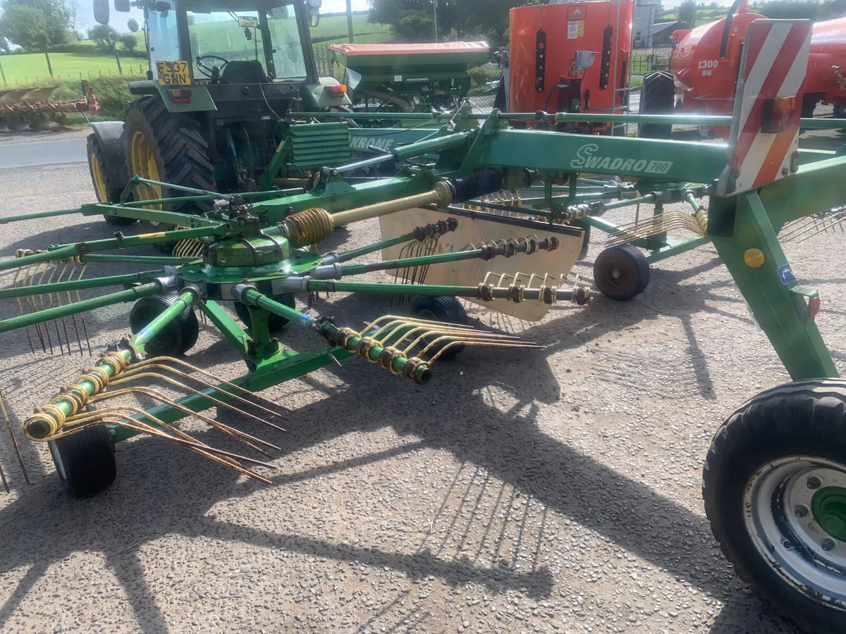 Krone 700 rake - Image 4
