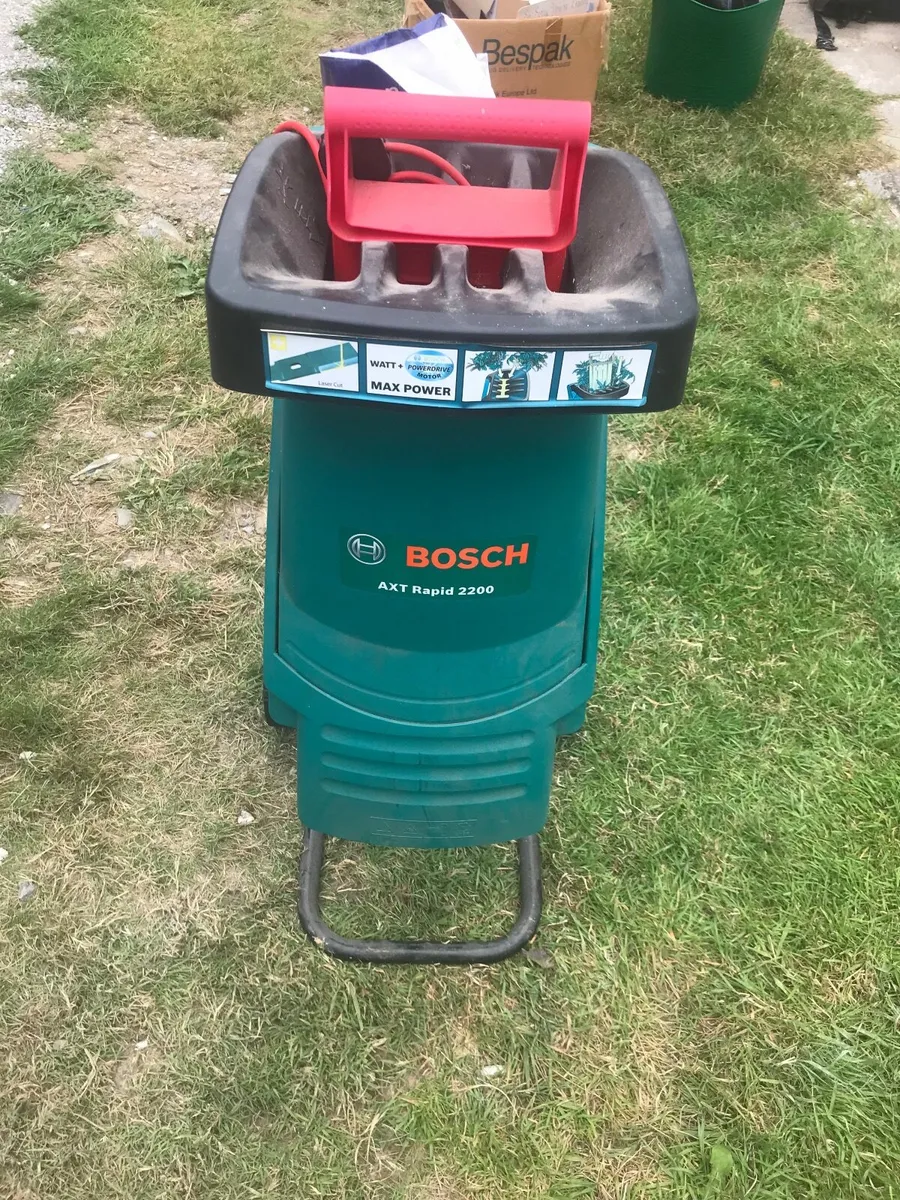 Garden wood chipper - Image 1