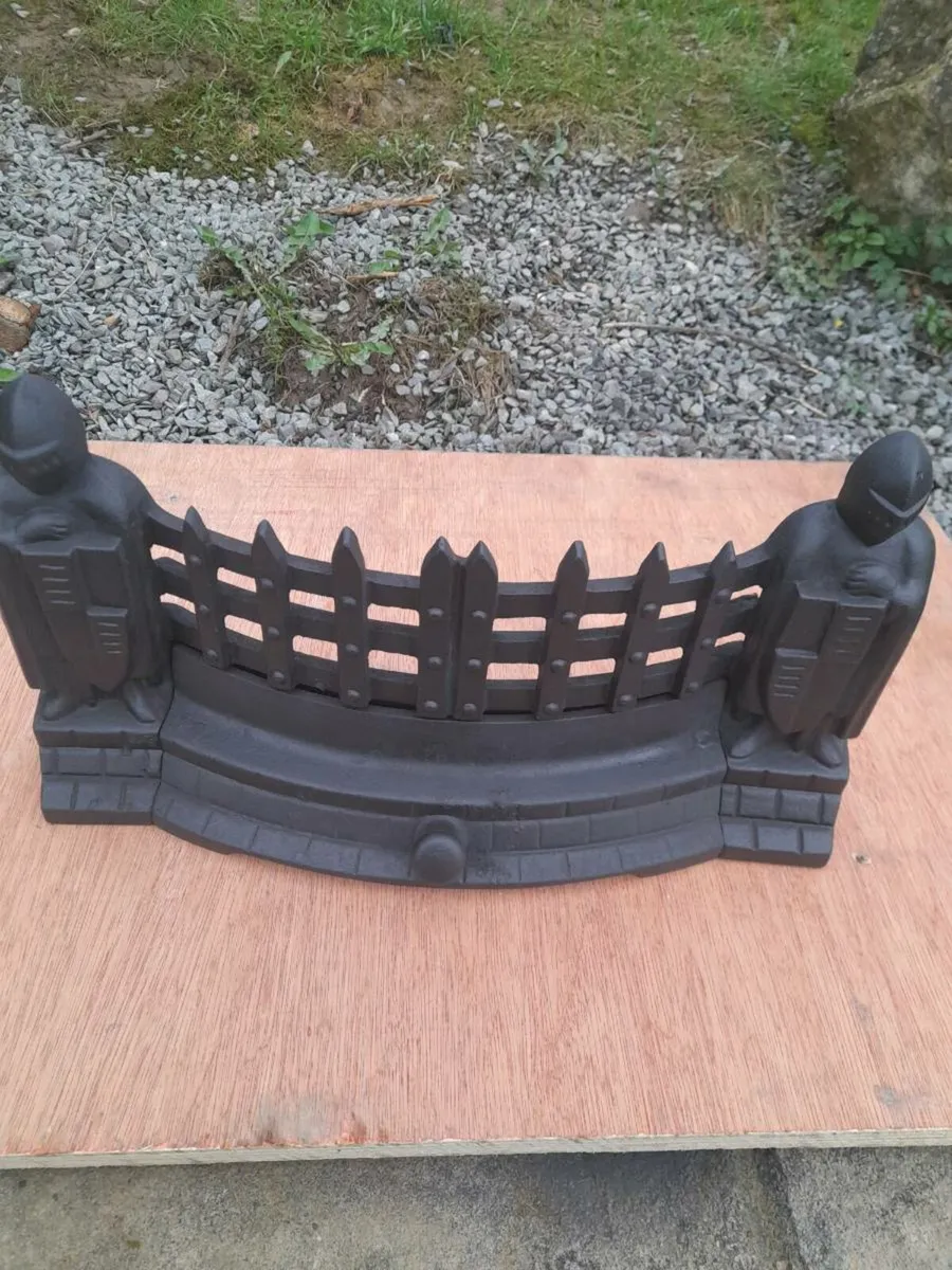Old fire front - Image 1