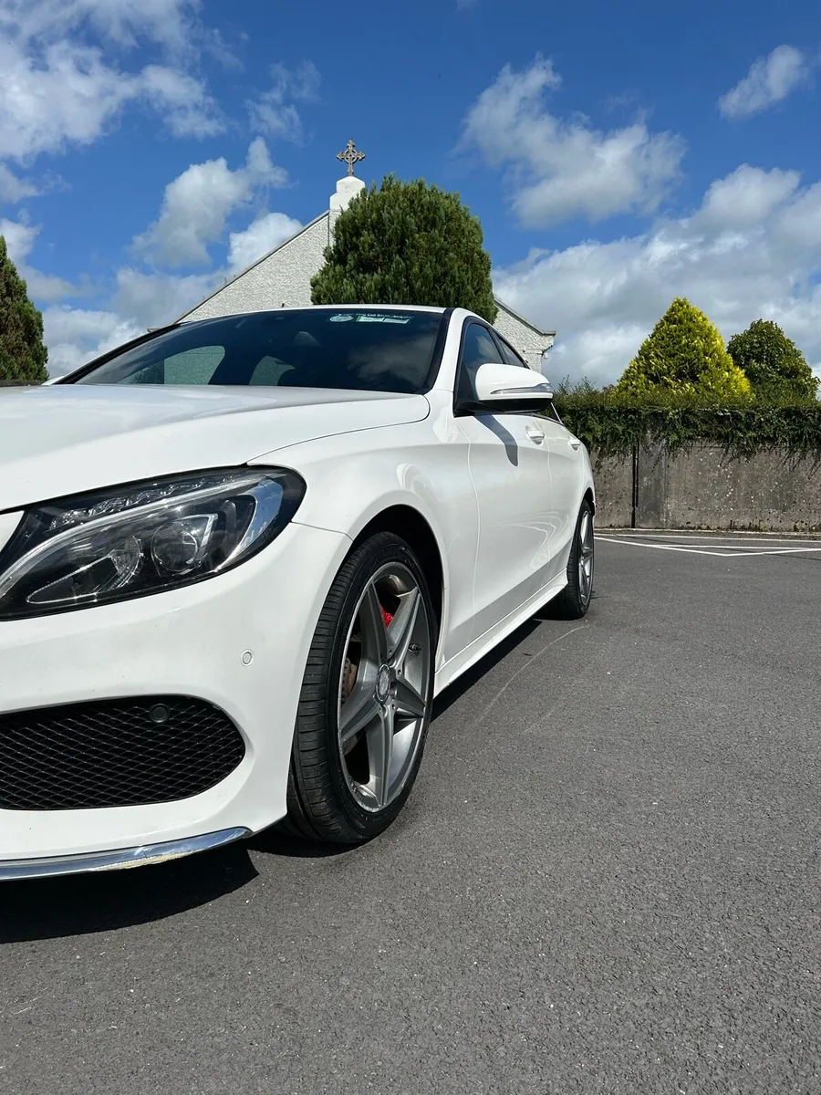 Mercedes-Benz C220 AMG SPORT - Image 4