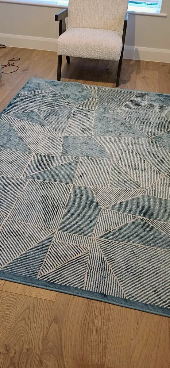 Luxury modern Rug - Image 1