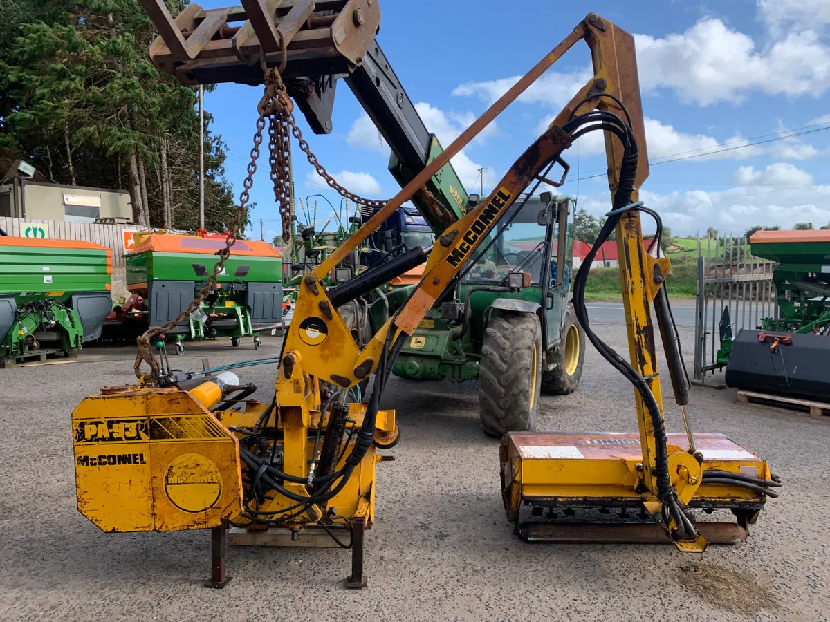 McConnel PA 93 hedge cutter - Image 3