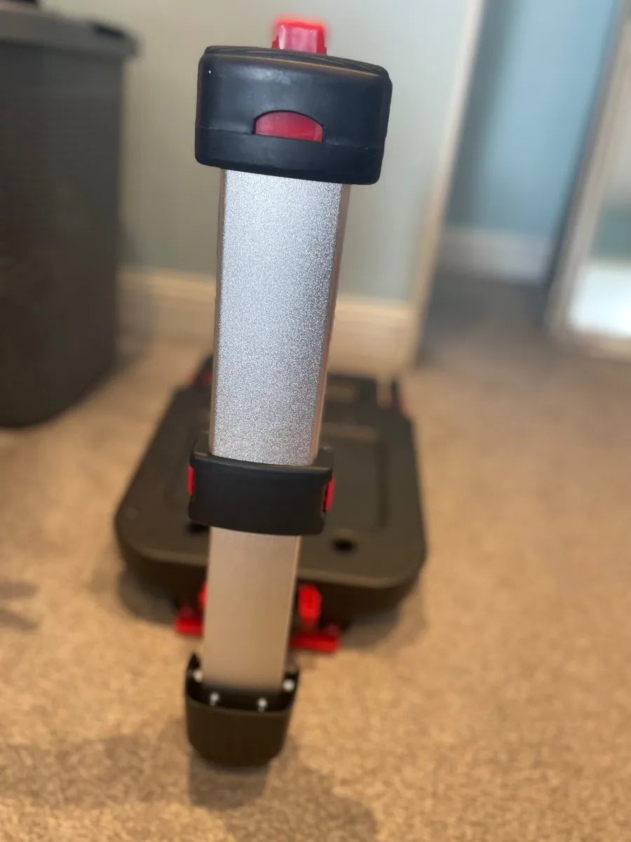Car seat with isofix base - Image 3