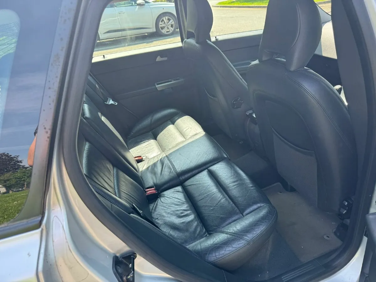 Volvo V50 2007 - Image 4