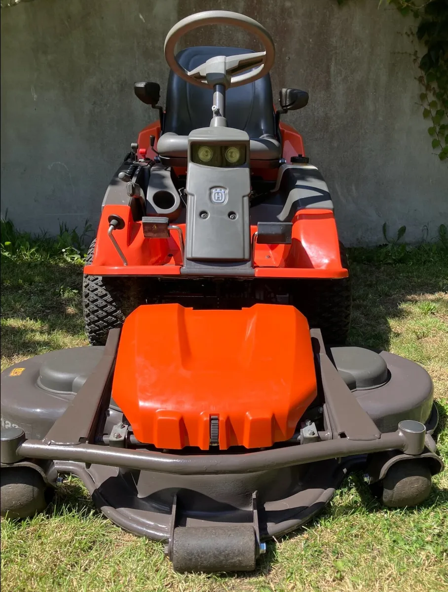 Husqvarna R422Ts AWD ride on mower - Image 1