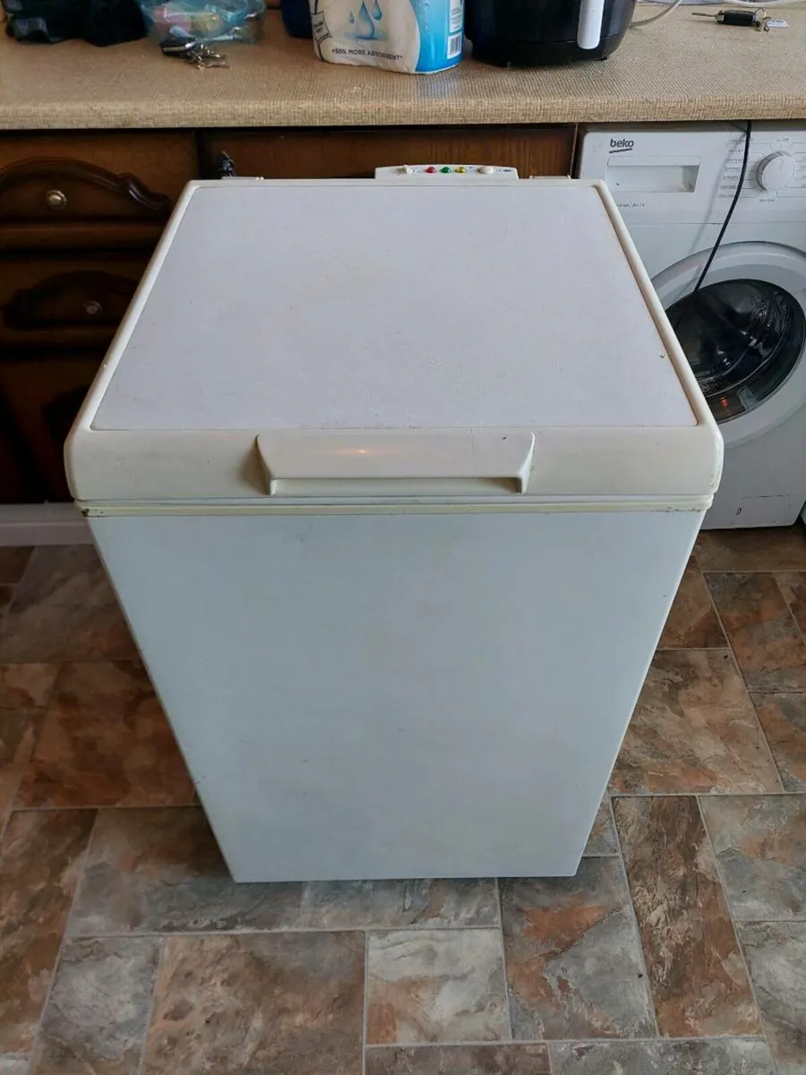 Freezer - Image 1
