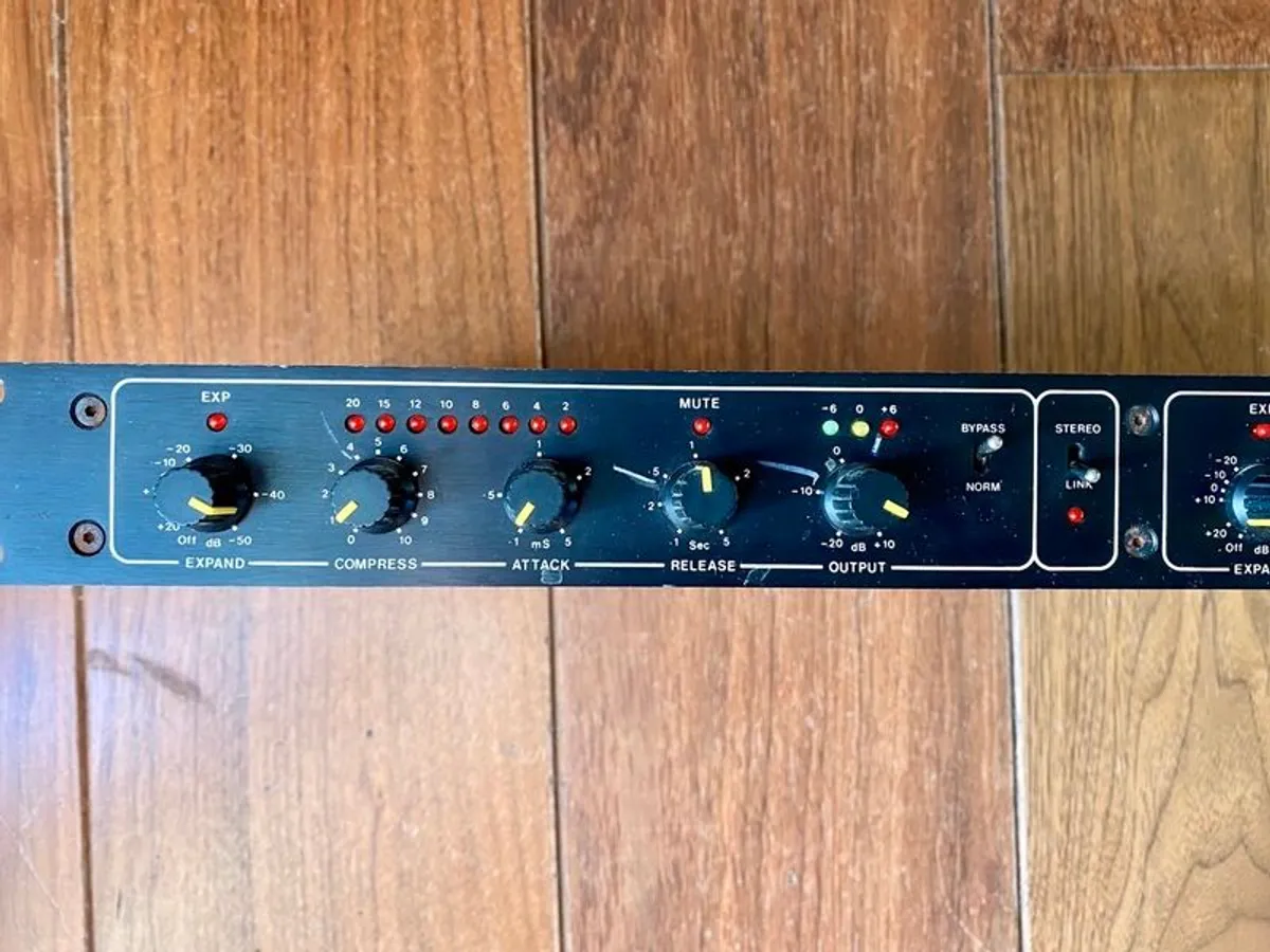 Drawmer LX20 Vintage Analogue Dual Expander Compressor - Image 3