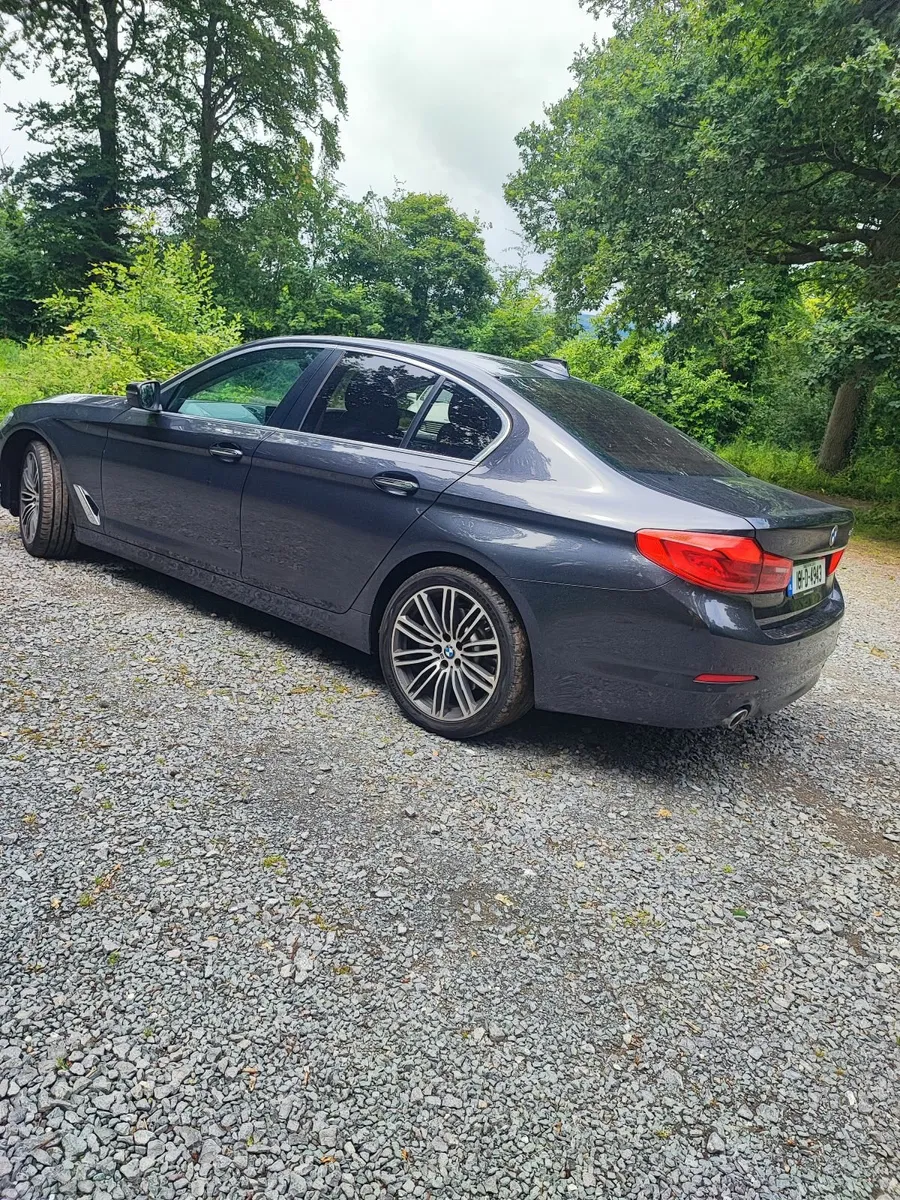 BMW 5-Series 2018 - Image 3