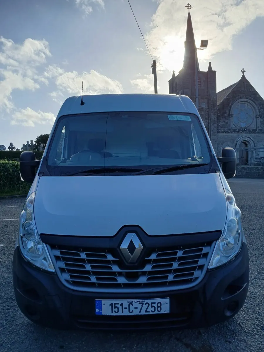 Renault Master 2015 - Image 1