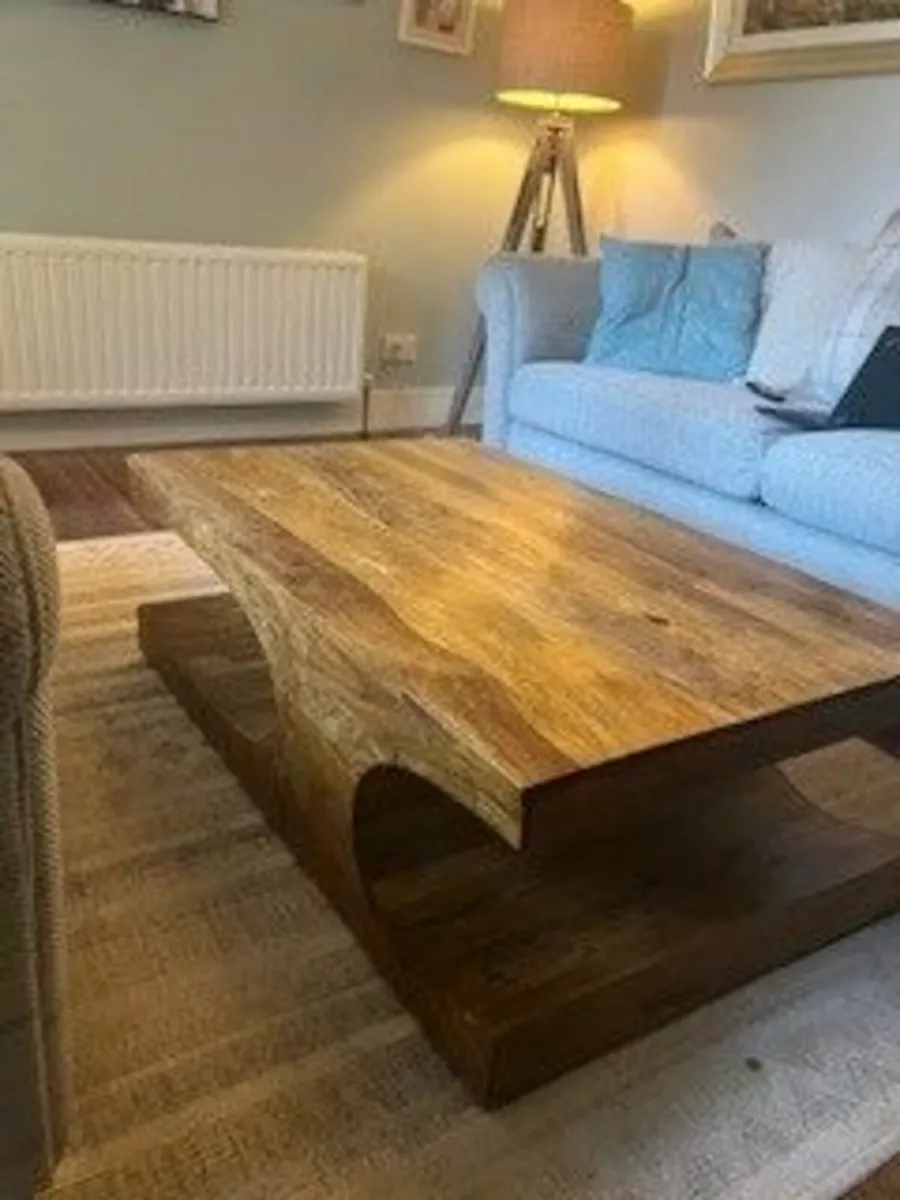 Coffee table and end table for sale - Image 1