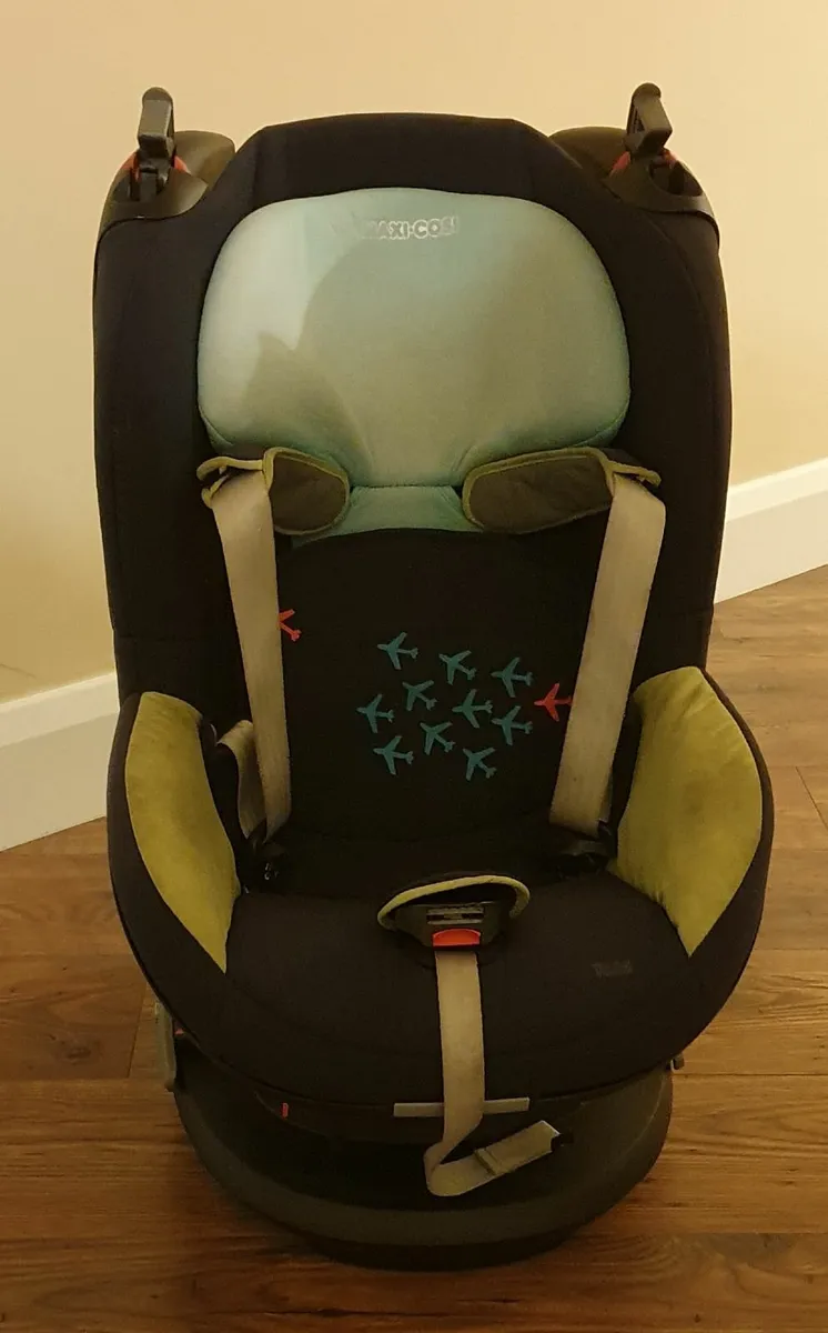 Maxi Cosi Tobi Car Seats x 2 - Image 1