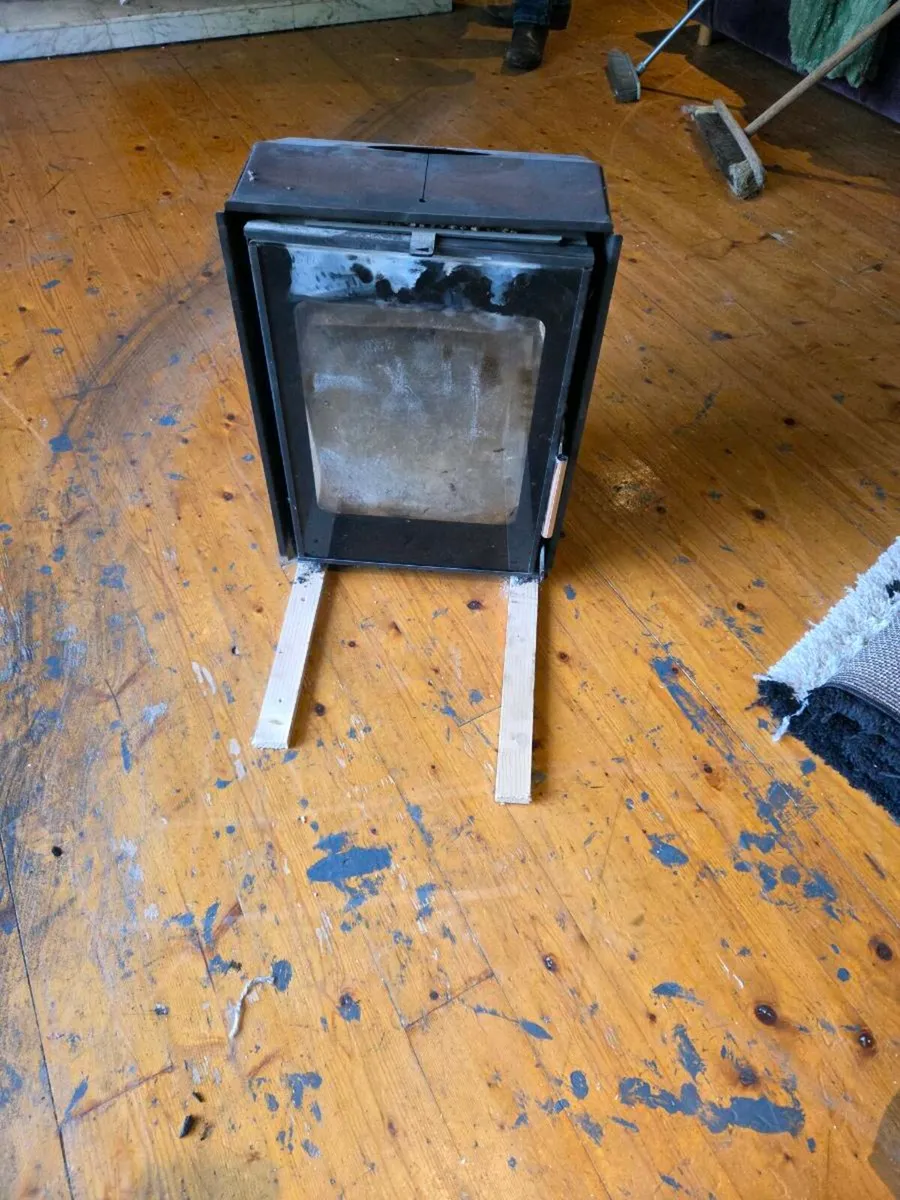 Inset stove