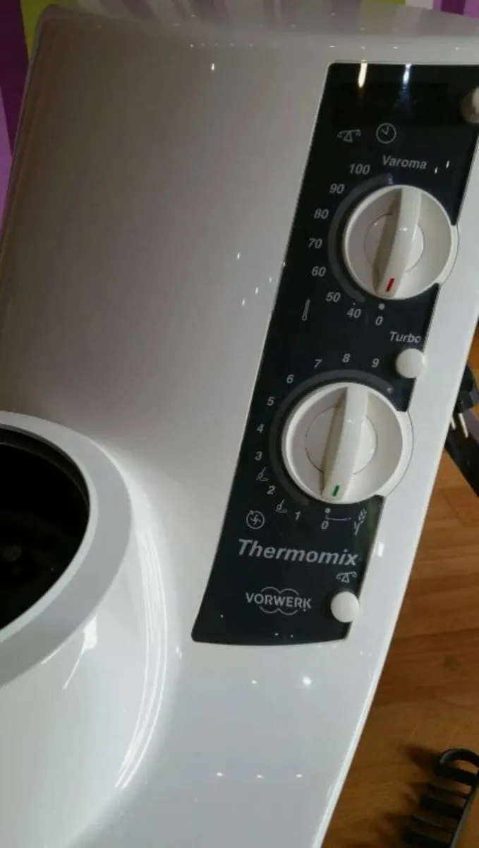VORWERK THERMOMIX TM21 FOOD MACHINE WITH COOKING F - Image 2