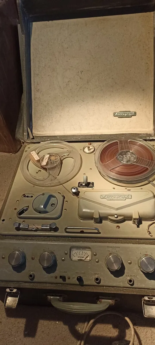 Old Reel to Reel Tape Recorder - Image 3