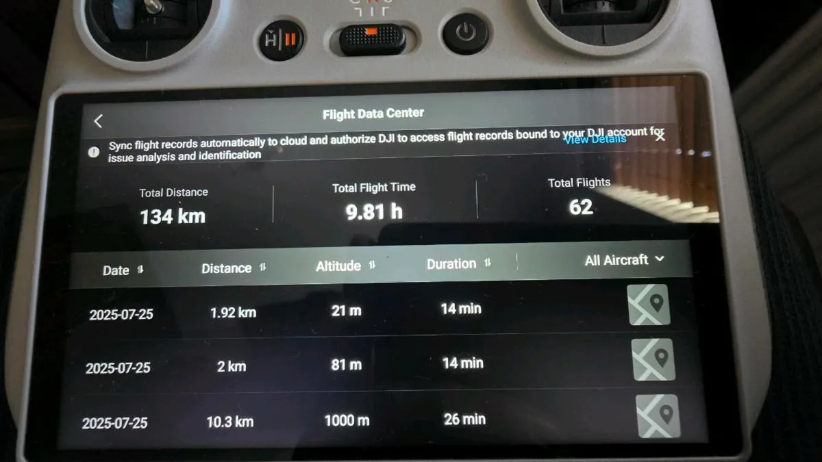 DJI Mavic 3 Fly More Combo - Image 4