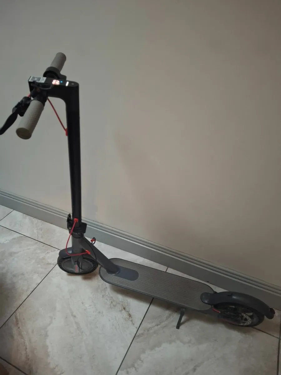 ELECTRIC SCOOTER - Image 3