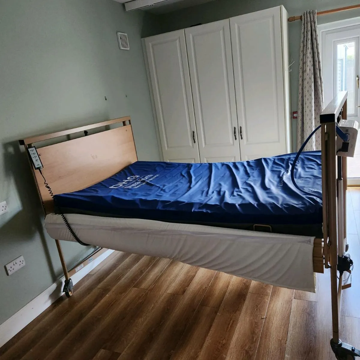 Electric Hospital Bed - Image 1