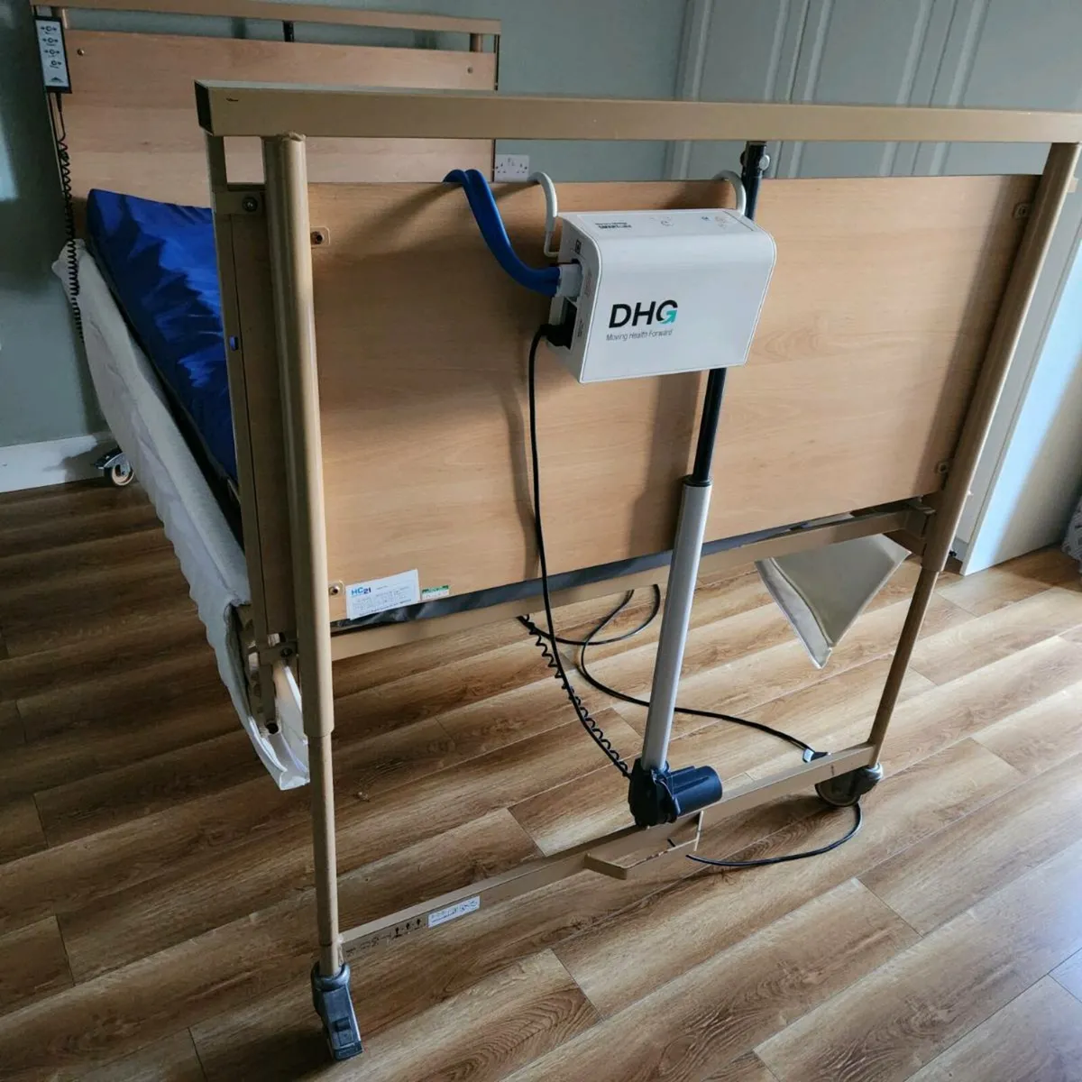 Electric Hospital Bed - Image 2