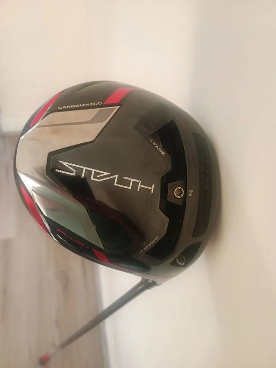 TaylorMade Stealth plus Driver - Image 1