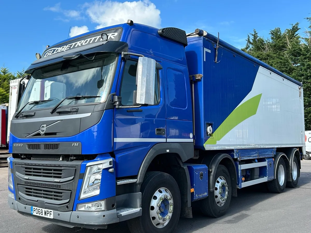Volvo FM Bulk Blower - Image 1