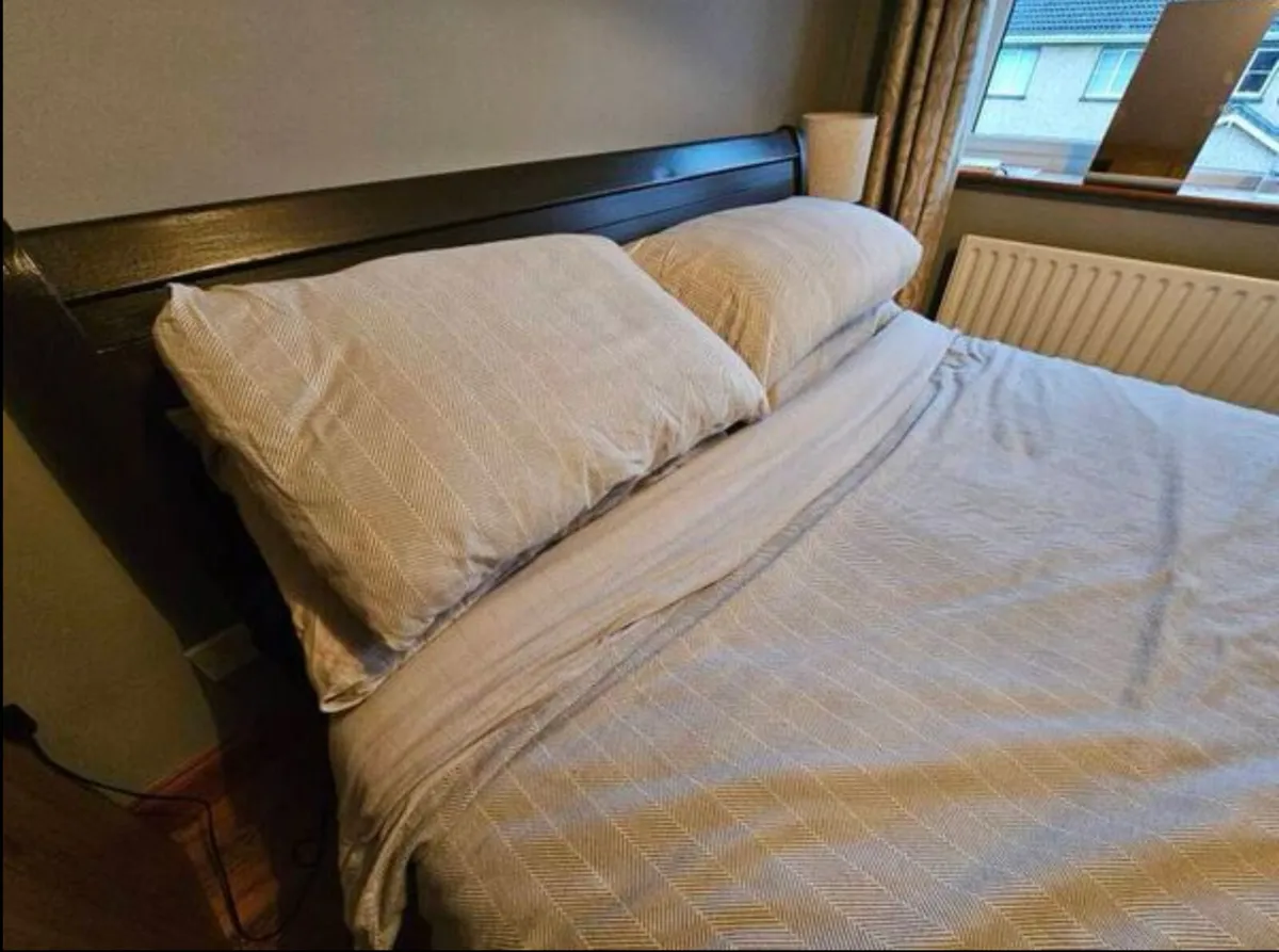 King size bedframe - Image 2