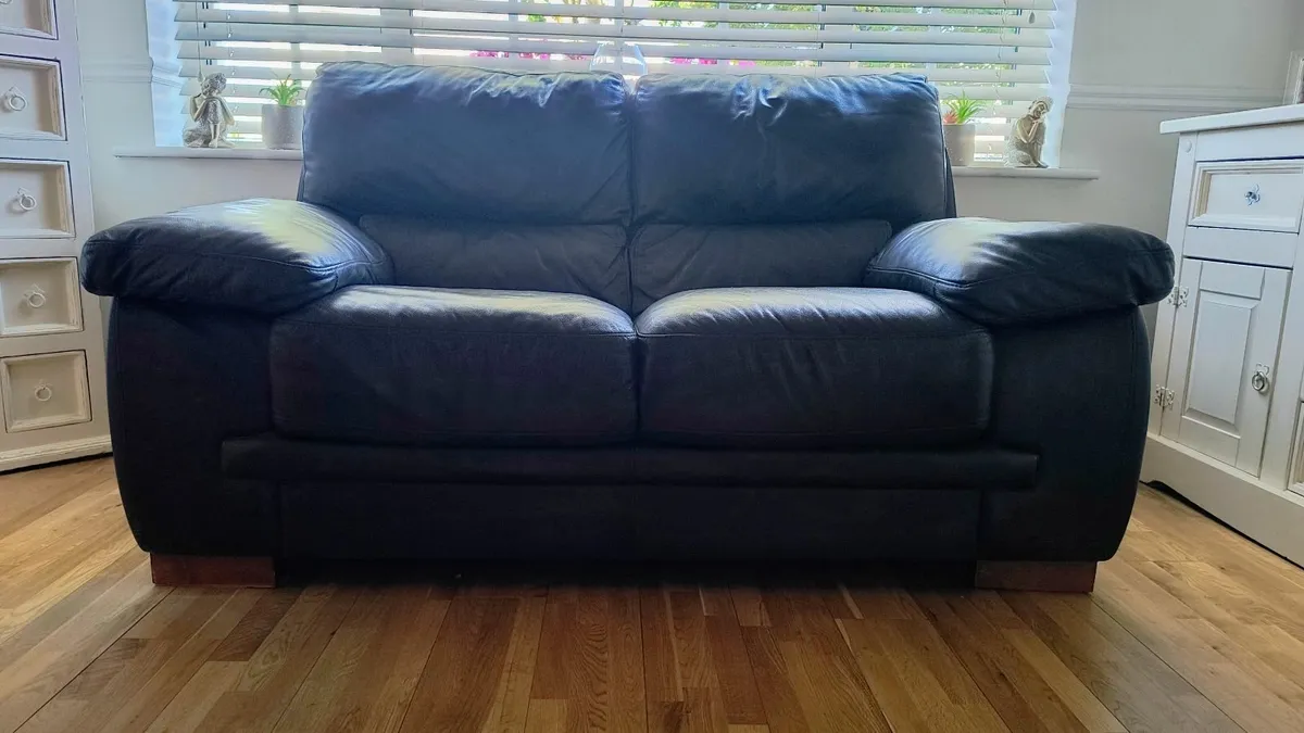 Chocolate brown leather 2+3 seater for sale. - Image 4