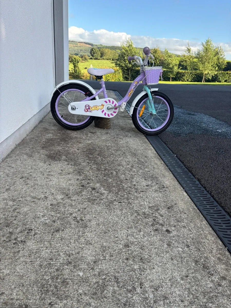 Girls bike - Image 2
