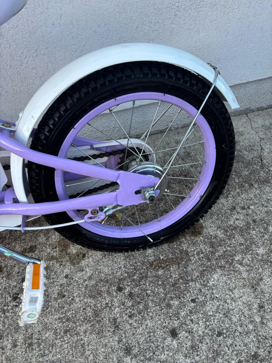 Girls bike - Image 4