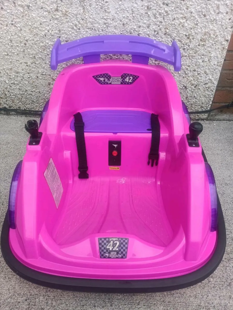 Bumper cars - Image 2
