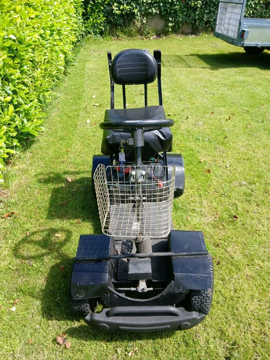 Golf buggy - Image 3