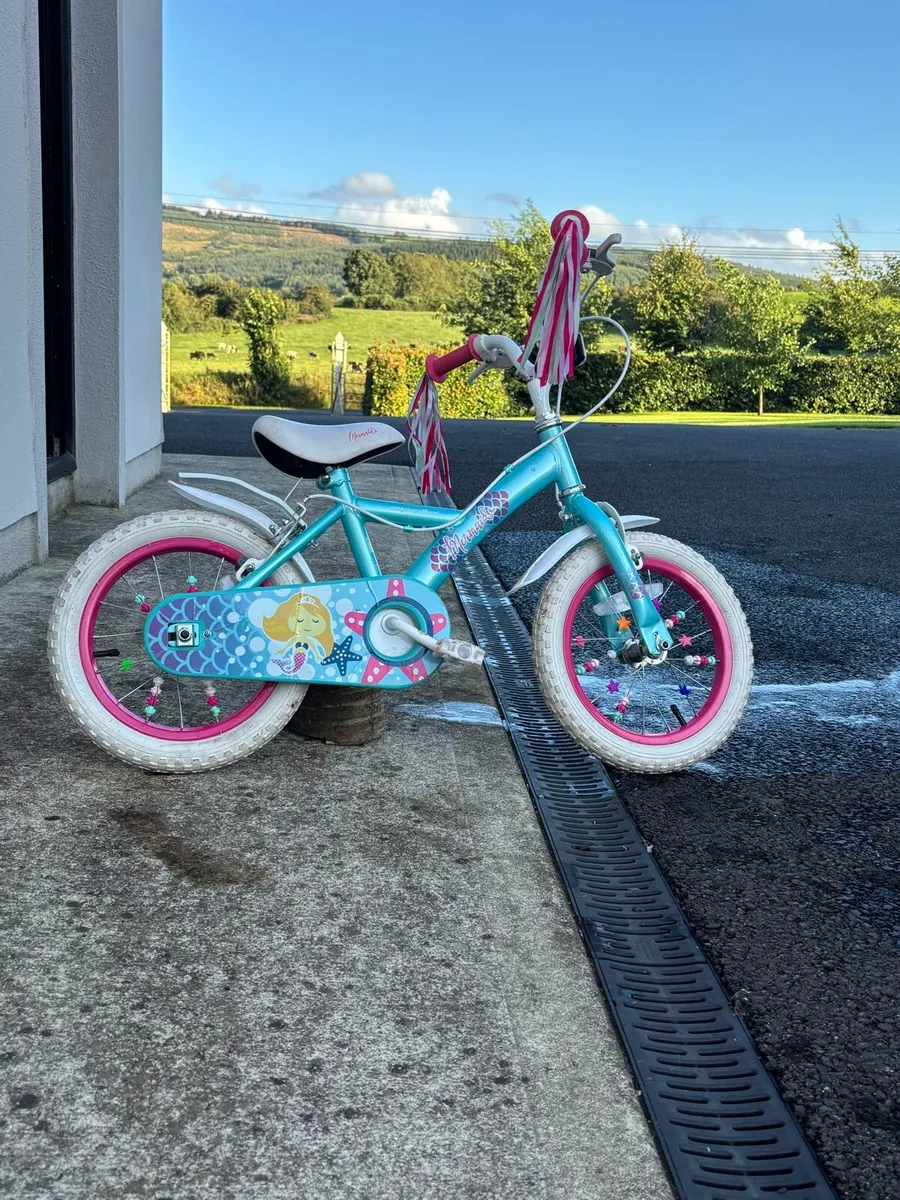 Girls bike - Image 2