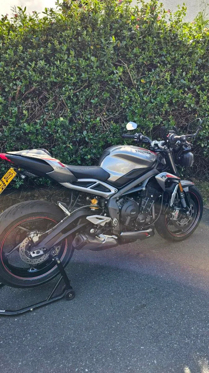 TRIUMPH 765RS 2021 6K MILES - Image 3