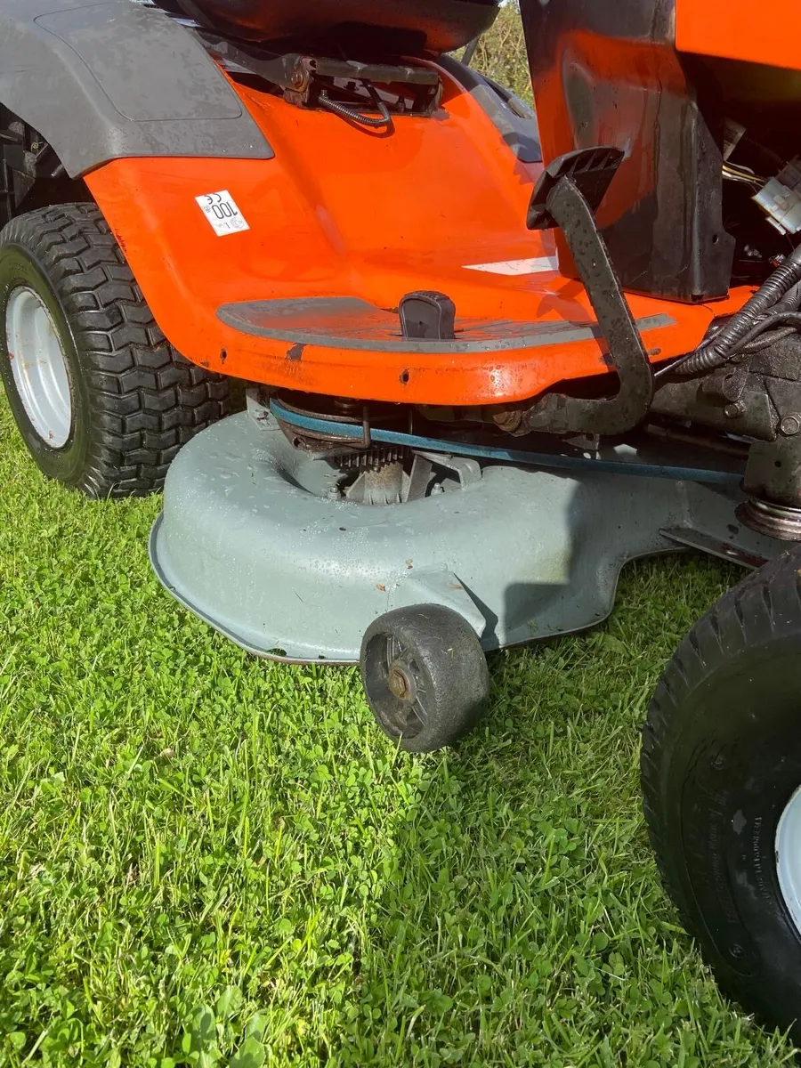 Husqvarna ride on mower - Image 3